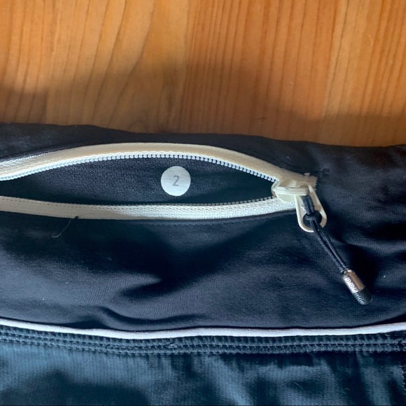 Lululemon Shorts - Picture 3 of 4